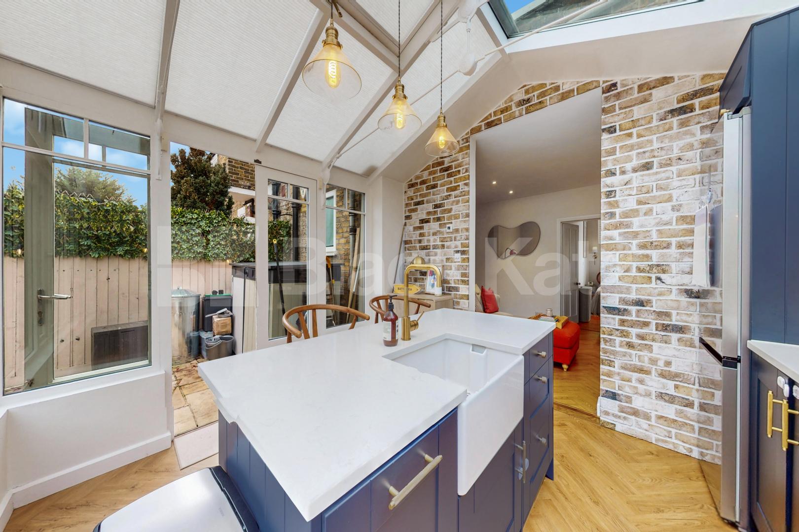 Stylish & contemporary maisonette flooded with natural light  Odger Street, Battersea 